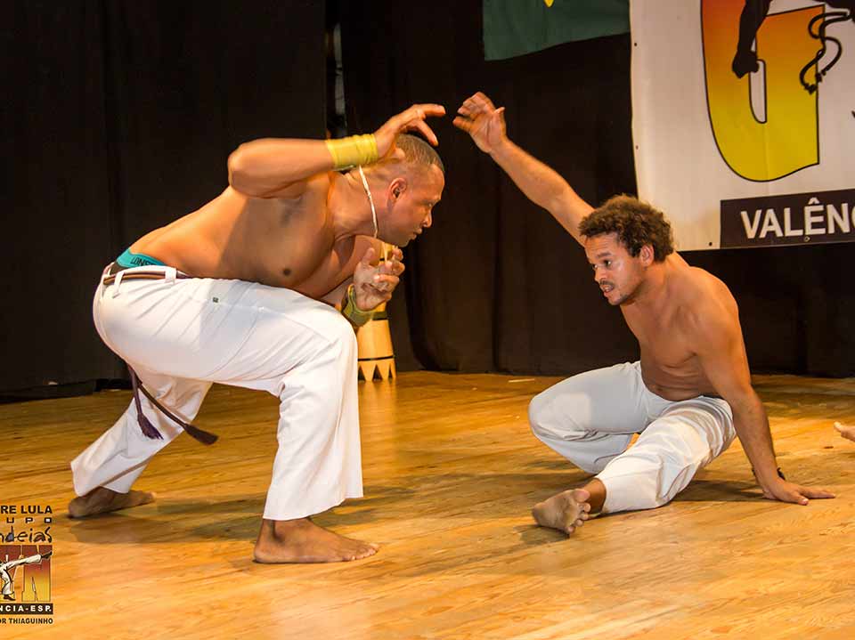Capoeira vs Berimbau 2
